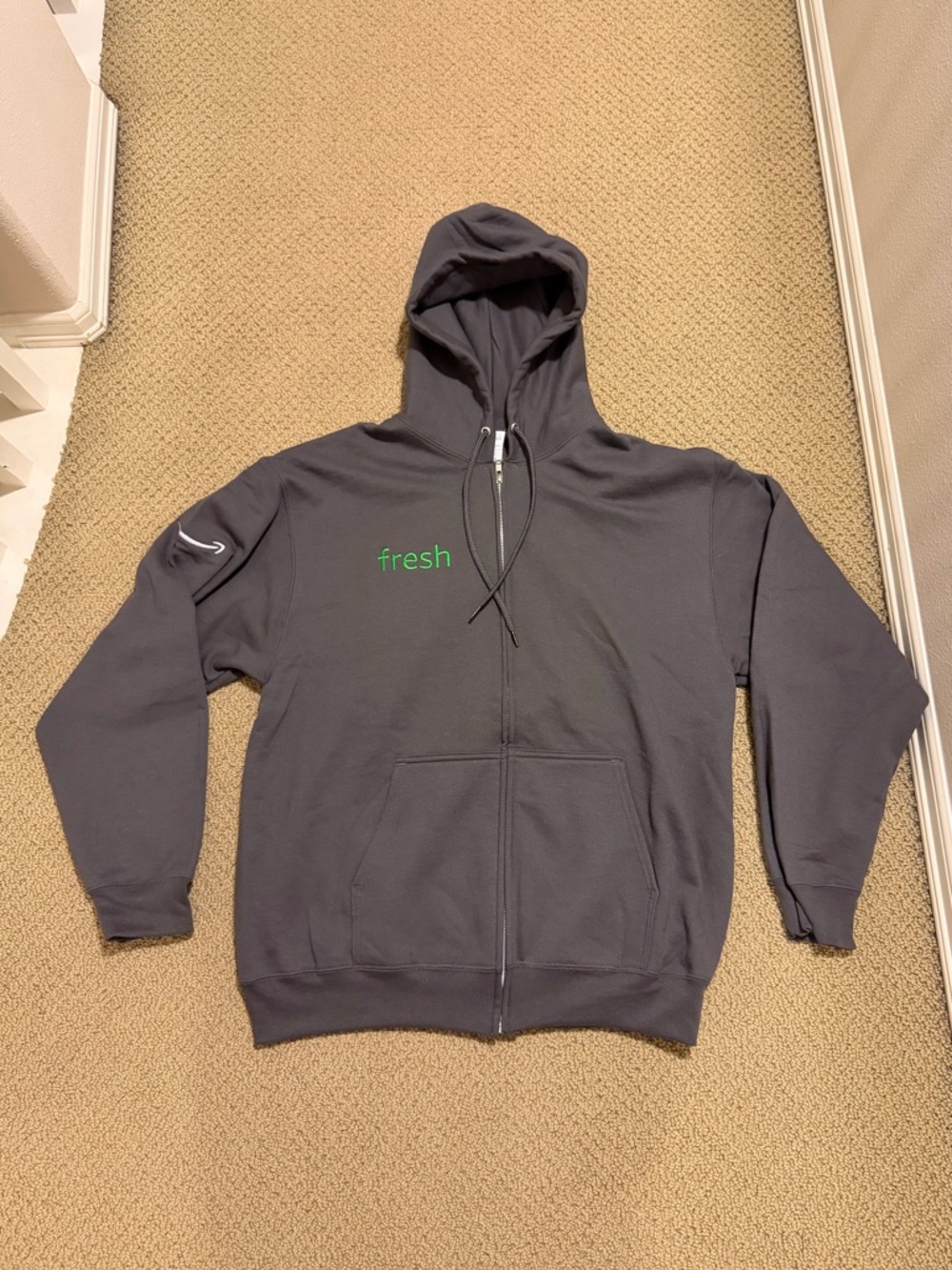 Amazon Fresh Employee Full Zip Gray Hoodie Long Sleeve Jacket (Men’s Large) NEW